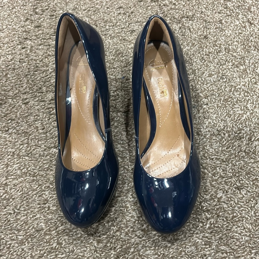 Navy Blue Pumps - Picture 2 of 8